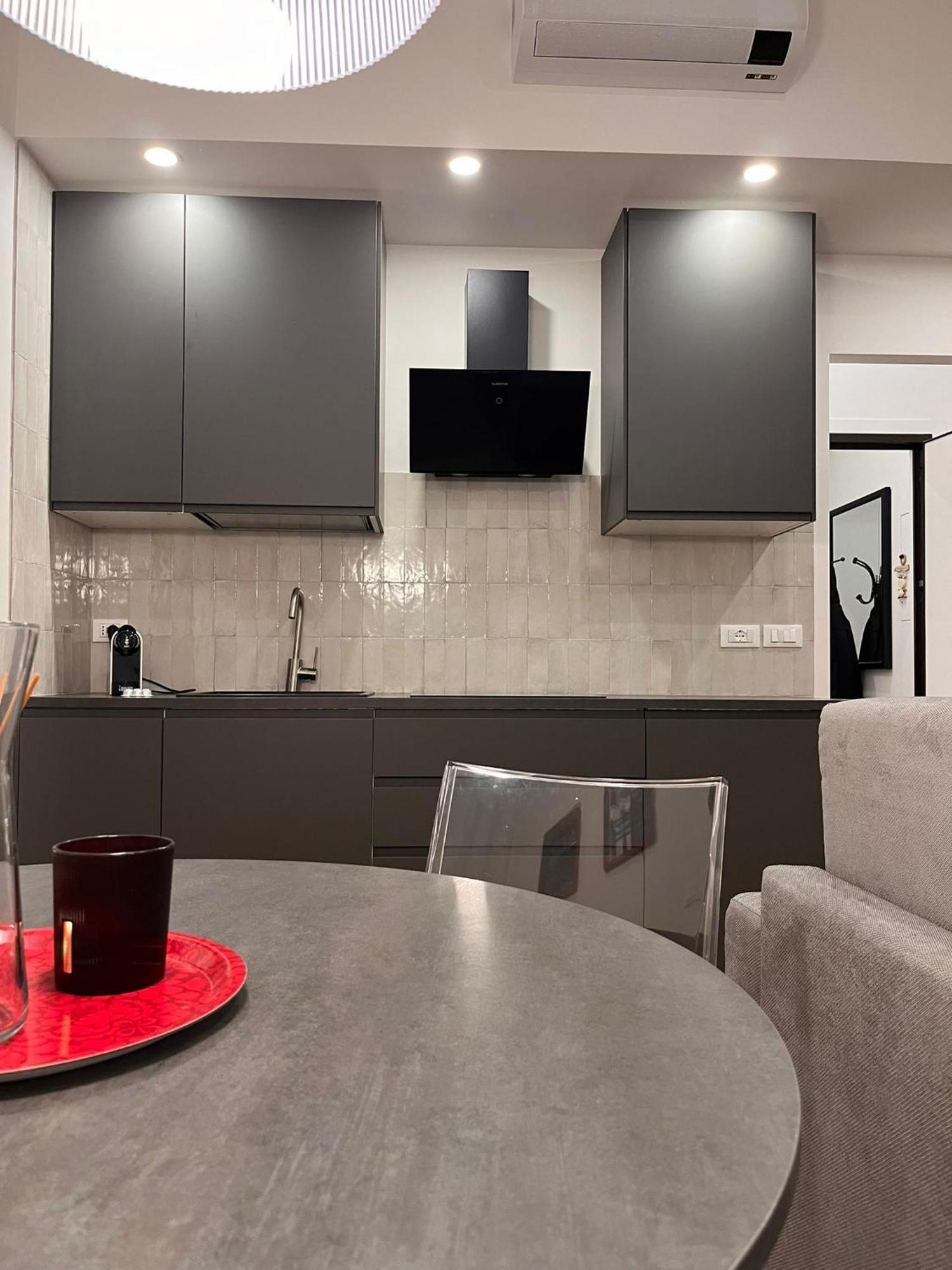 Trieste Centrale Luxury Apartament In Stile Moderno Extérieur photo