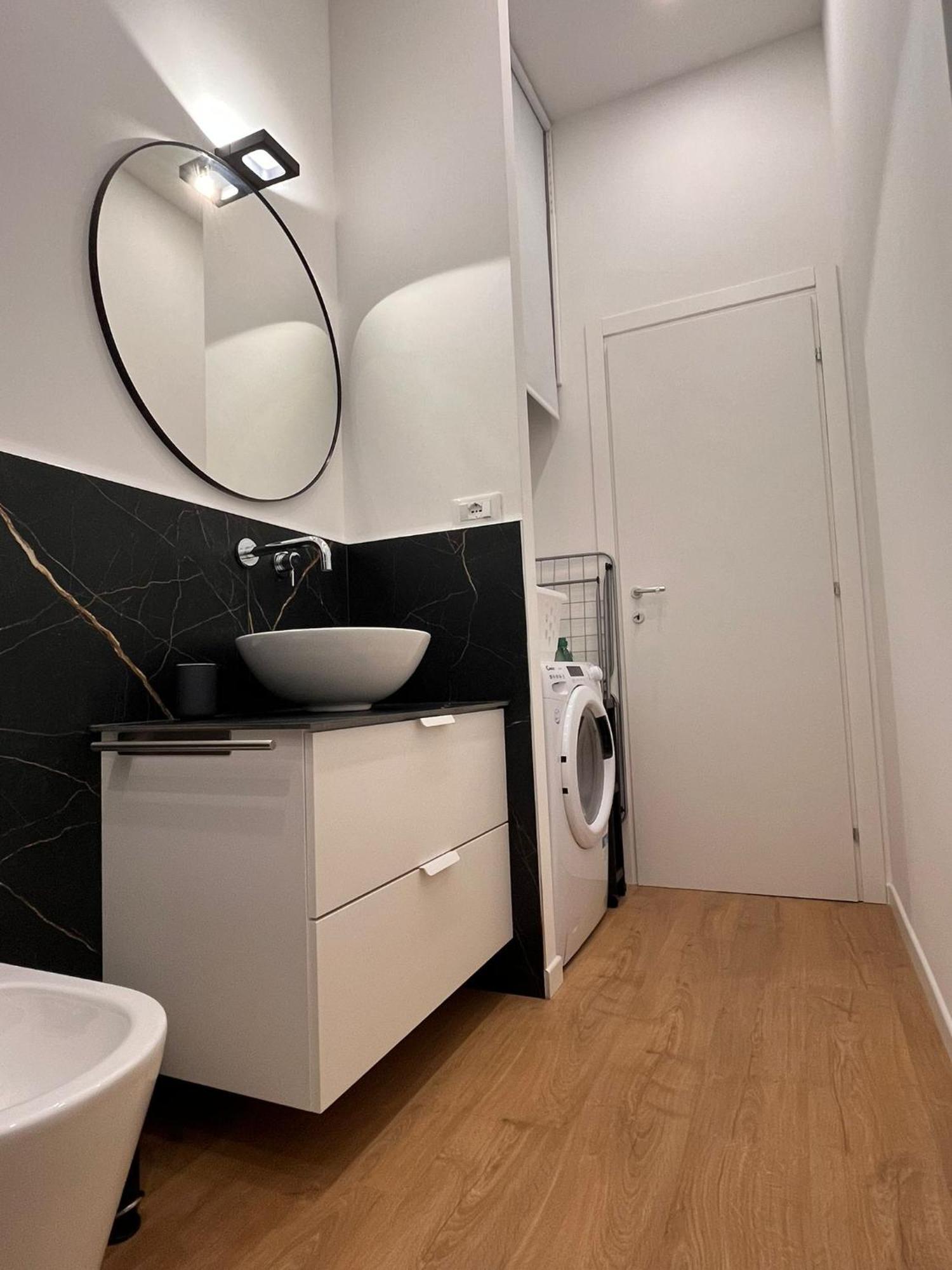 Trieste Centrale Luxury Apartament In Stile Moderno Extérieur photo